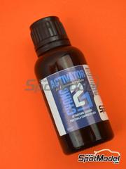 AK Interactive AK12017: Glue Eraser Cleaner for cyanocrylate glue